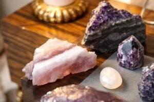 Pierres et sommeil : quelles sont celles réputées pour favoriser l’endormissement